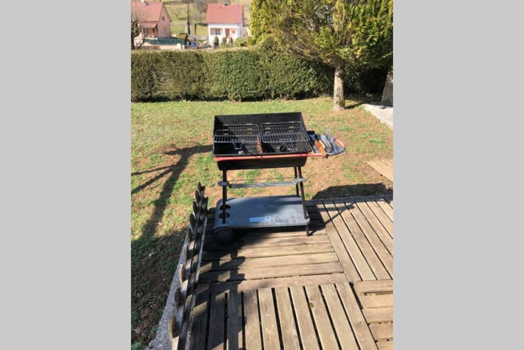 Logement Au Calme Dans Une Maison. Moirans-en-Montagne Esterno foto