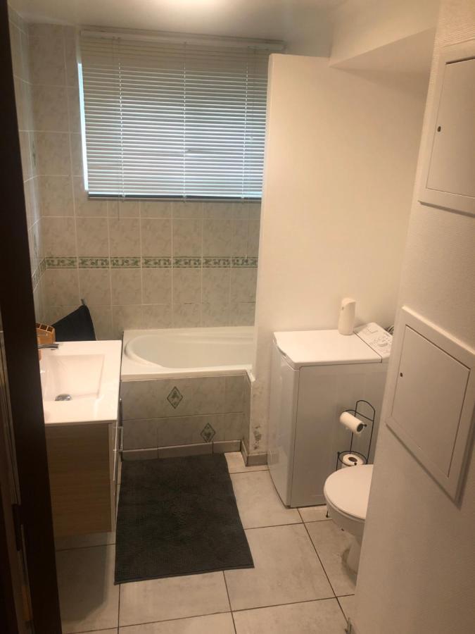 Logement Au Calme Dans Une Maison. Moirans-en-Montagne Esterno foto